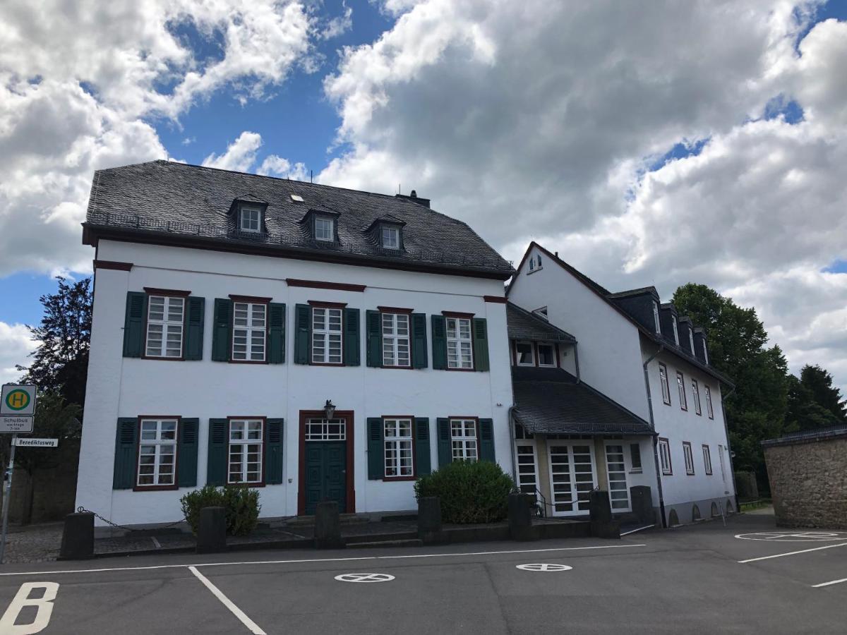 Kloster Steinfeld Gaestehaus Kall Экстерьер фото