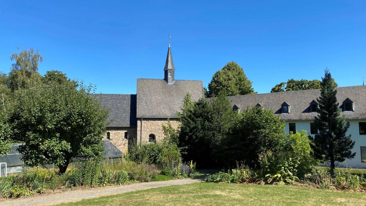 Kloster Steinfeld Gaestehaus Kall Экстерьер фото
