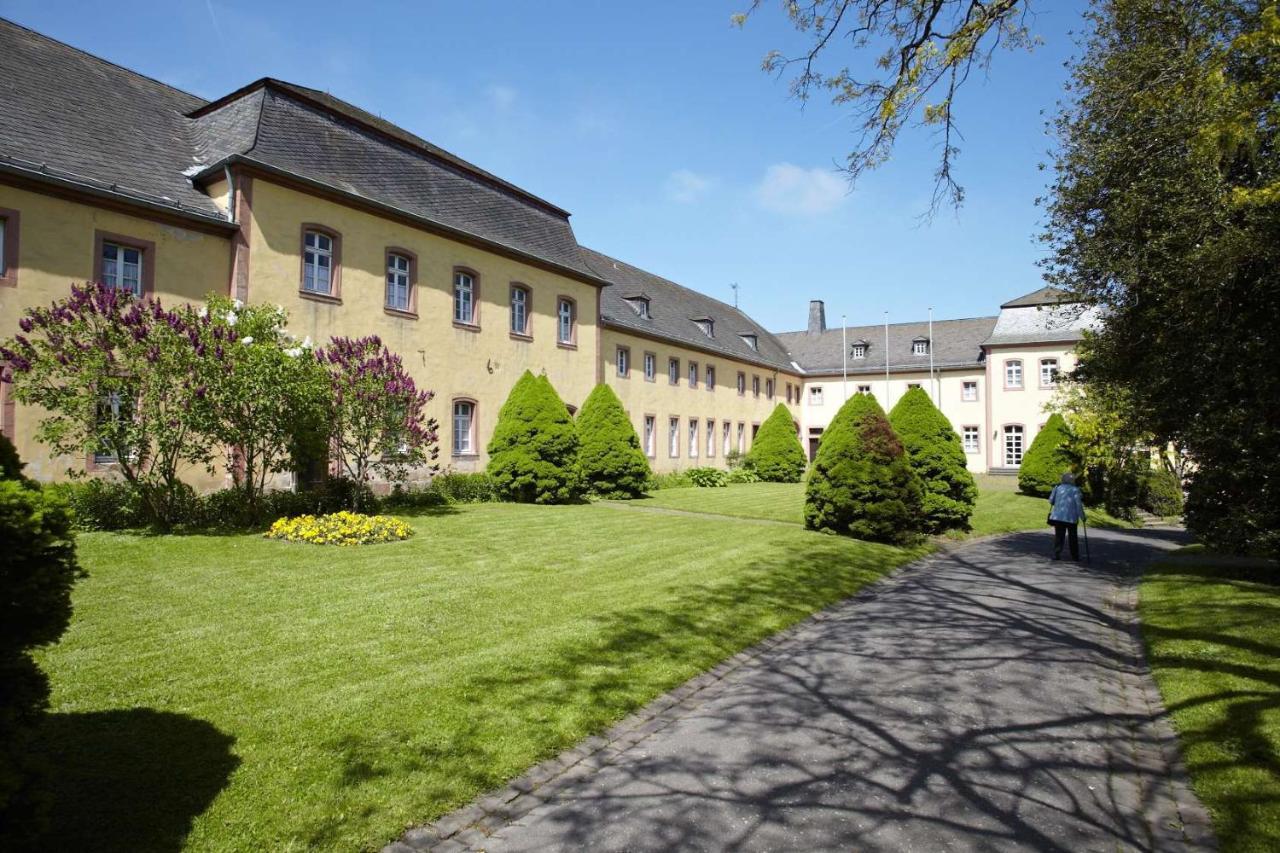 Kloster Steinfeld Gaestehaus Kall Экстерьер фото